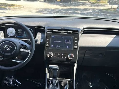 Used 2022 Hyundai Santa Cruz SEL w/ Activity Package FWD image 11