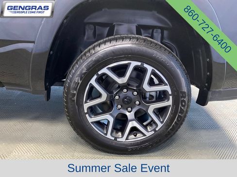 Used 2025 RAM 1500 Laramie w/ Bed Utility Group AWD/4WD image 33