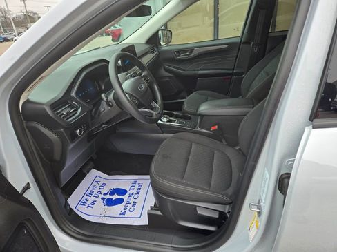 Used 2025 Ford Escape Active FWD image 7