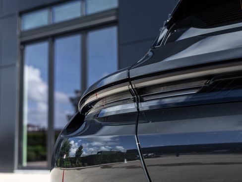 Certified 2023 Porsche Taycan Turbo S AWD/4WD image 14