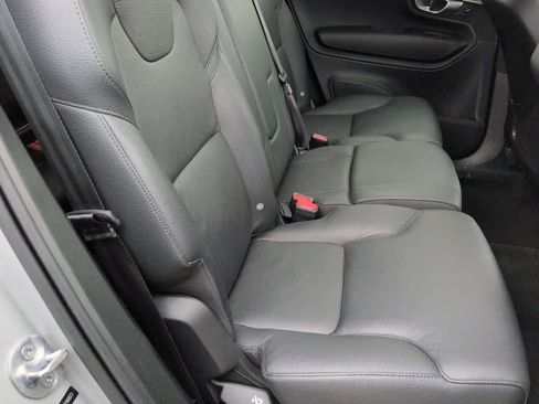 Used 2024 Volvo XC90 B5 Plus AWD/4WD image 21