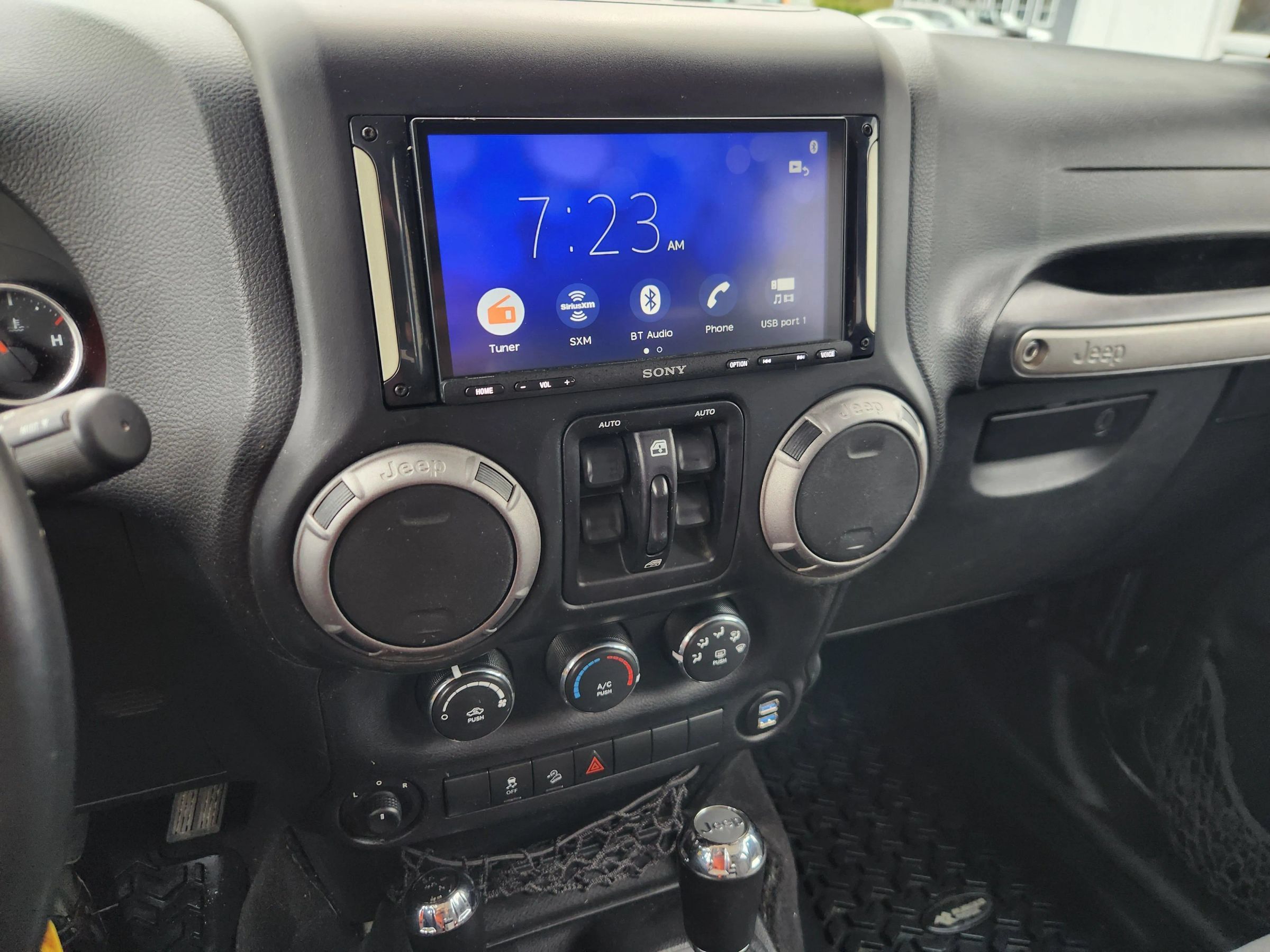 Used 2017 Jeep Wrangler Unlimited Sport w/ Quick Order Package 24S AWD/4WD image 35