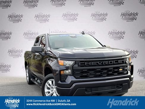 Used 2022 Chevrolet Silverado 1500 Custom image 1