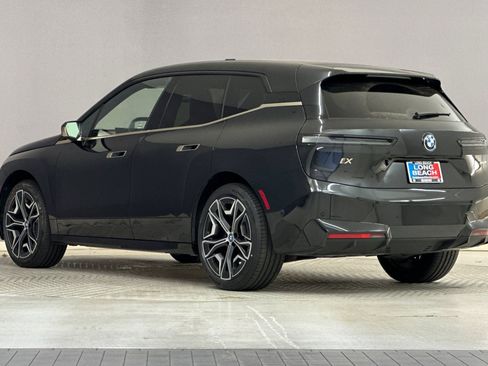 Certified 2024 BMW iX xDrive50 w/ Premium Package AWD/4WD image 3