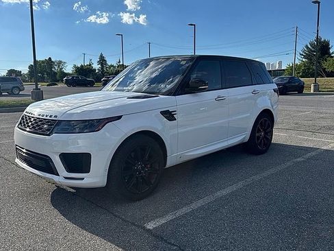 Used 2021 Land Rover Range Rover Sport HST AWD/4WD image 2