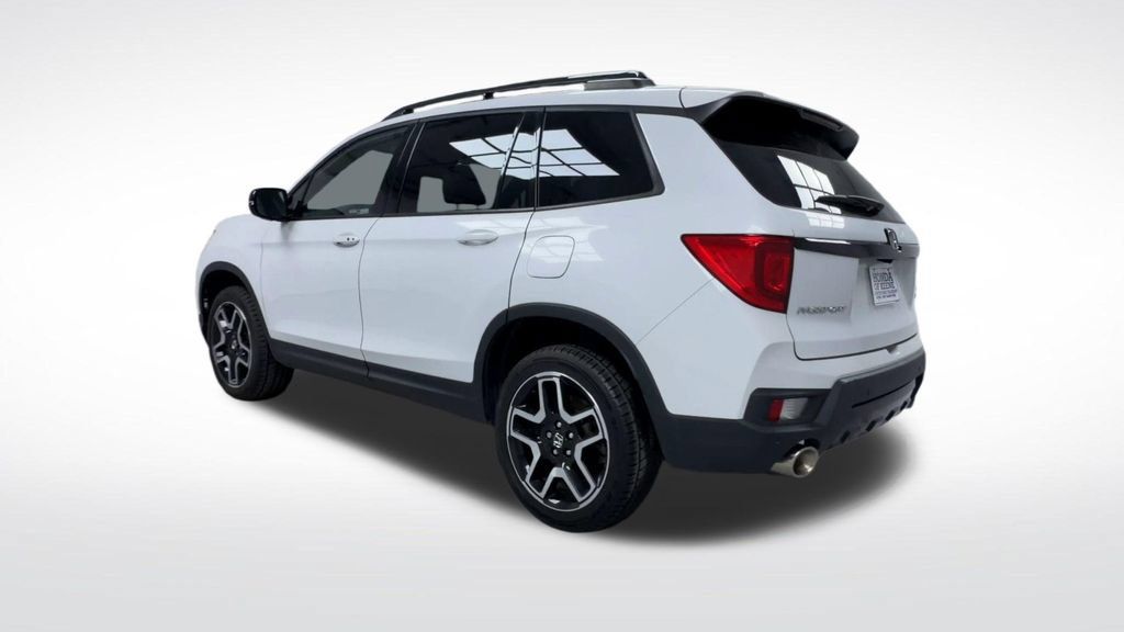 Used 2023 Honda Passport Elite image 6