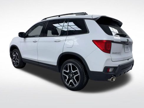 Used 2023 Honda Passport Elite image 6