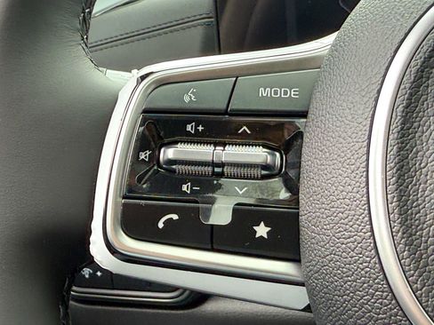 New 2026 Kia Carnival SX Prestige FWD image 27