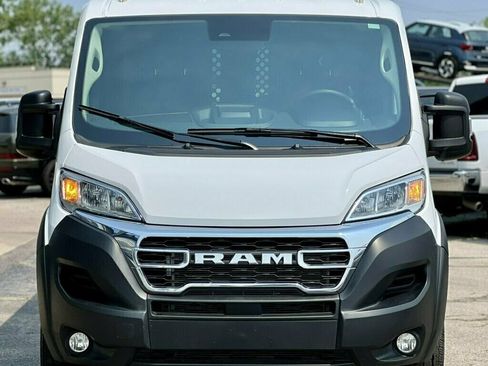 Used 2025 RAM ProMaster 2500 w/ U-Haul Equipment Group FWD image 31