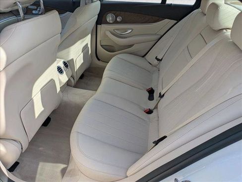 Used 2020 Mercedes-Benz E 350 4MATIC Sedan image 21