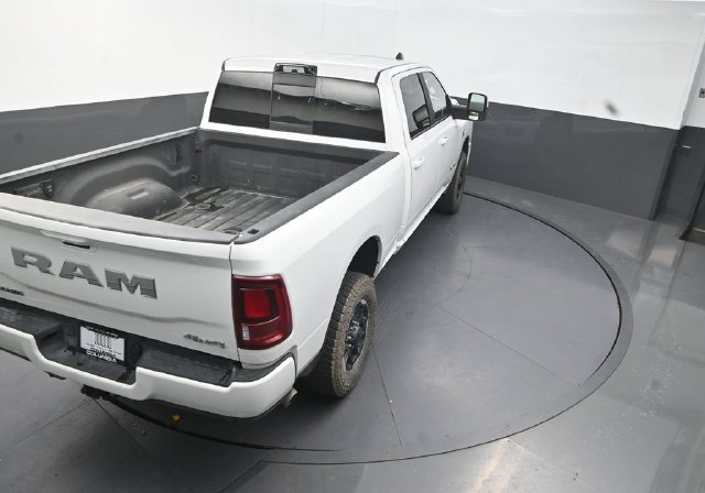Used 2025 RAM 2500 Laramie AWD/4WD image 18