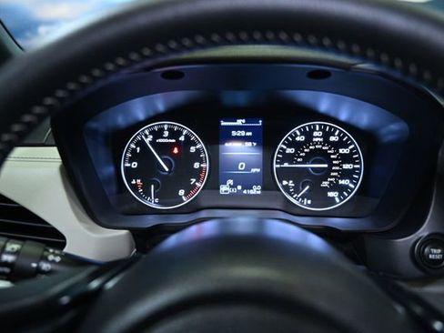 Used 2025 Subaru Forester Premium image 35