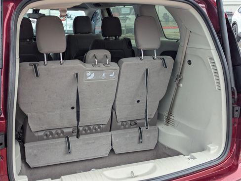 Used 2017 Chrysler Pacifica Touring Plus w/ Security Group image 22