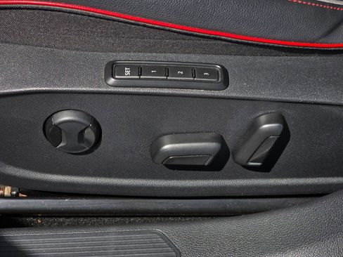 Used 2022 Volkswagen GTI Autobahn FWD image 24