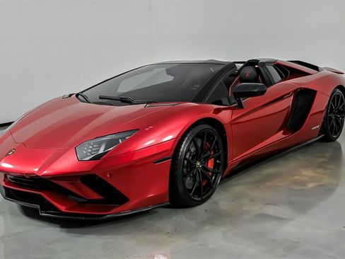Used 2019 Lamborghini Aventador S AWD/4WD image 6