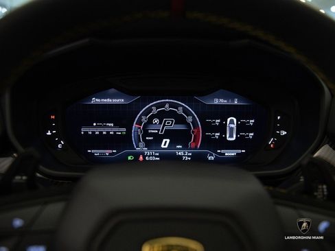 Used 2024 Lamborghini Urus Performante image 49