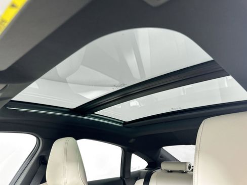 Certified 2026 BMW 228i xDrive w/ Technology Package image 21