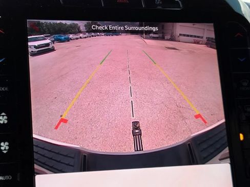 Used 2025 RAM 2500 Big Horn AWD/4WD image 18