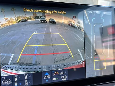 New 2025 Toyota 4Runner SR5 image 18