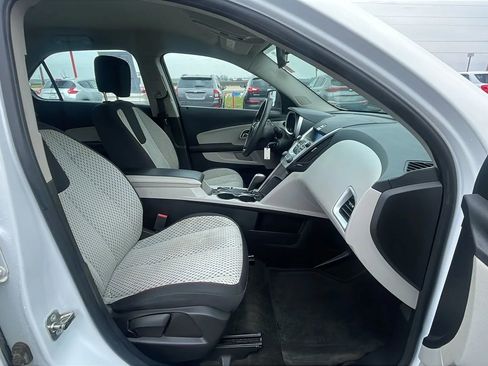 Used 2014 Chevrolet Equinox LS AWD/4WD image 25