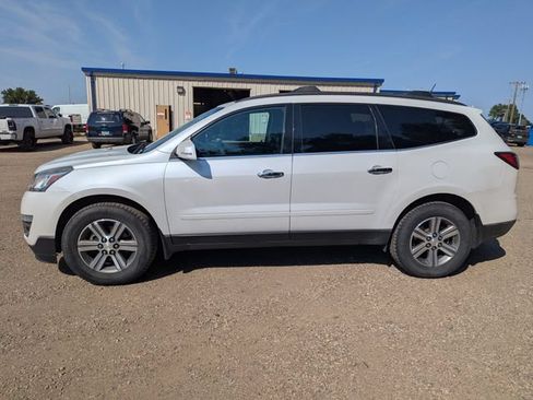 Used 2016 Chevrolet Traverse LT AWD/4WD image 18