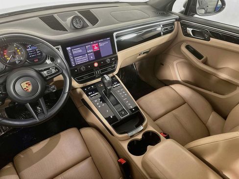 Certified 2024 Porsche Macan Turbo AWD/4WD image 25