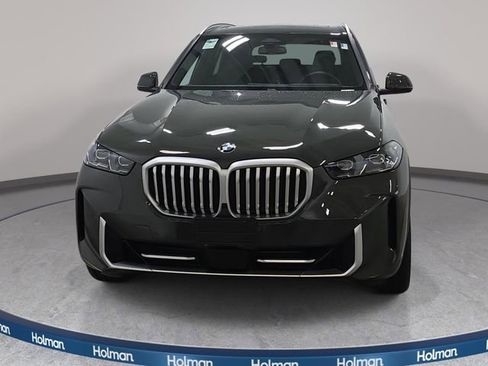 Certified 2026 BMW X5 xDrive40i w/ Premium Package AWD/4WD image 2