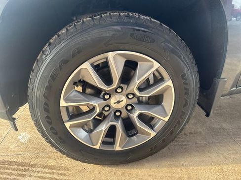 Used 2019 Chevrolet Silverado 1500 RST w/ All-Star Edition image 18