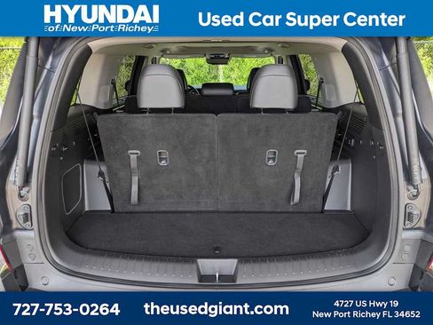 Certified 2024 Hyundai Santa Fe Limited AWD/4WD image 11