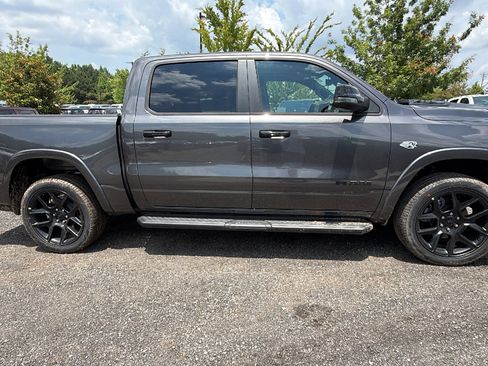 New 2026 RAM 1500 Laramie AWD/4WD image 7