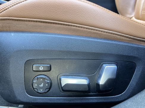 Used 2019 BMW 330i Sedan image 38