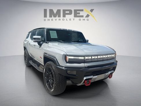 Used 2025 GMC Hummer EV 2X w/ LPO, Sport Package AWD/4WD image 7