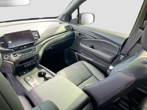 Used 2025 Honda Ridgeline TrailSport image 24