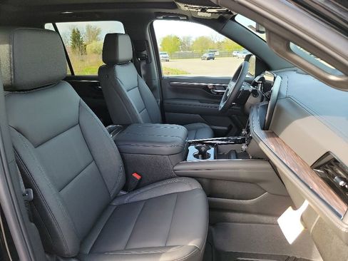 New 2026 Chevrolet Tahoe Z71 AWD/4WD image 19