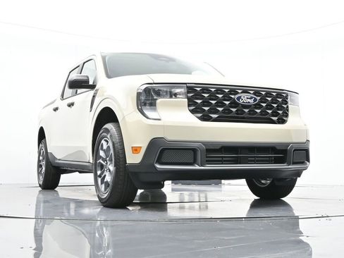New 2025 Ford Maverick XLT w/ Equipment Group 302A AWD/4WD image 35