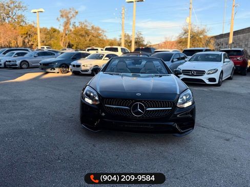 Used 2018 Mercedes-Benz SLC 300 image 10