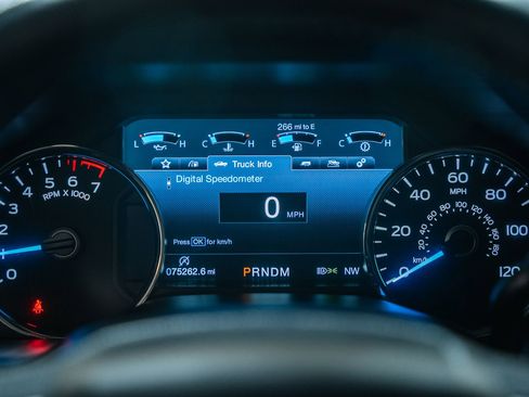 Certified 2020 Ford F150 Lariat image 57