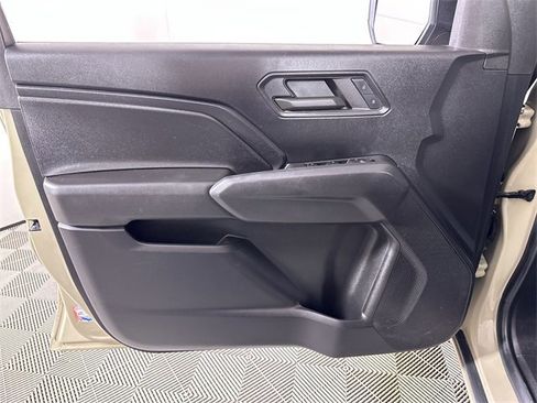 Used 2023 Chevrolet Colorado W/T image 23