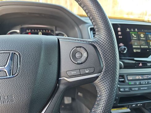 Used 2023 Honda Passport EX-L image 18