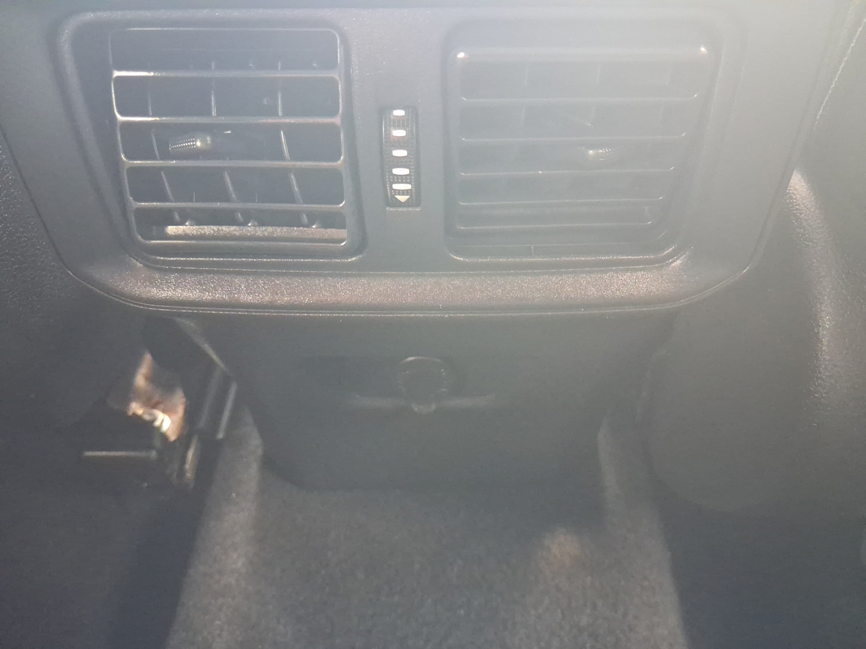 Used 2023 Toyota RAV4 LE FWD image 22