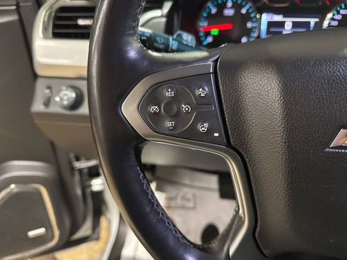 Used 2015 Chevrolet Suburban LTZ image 22