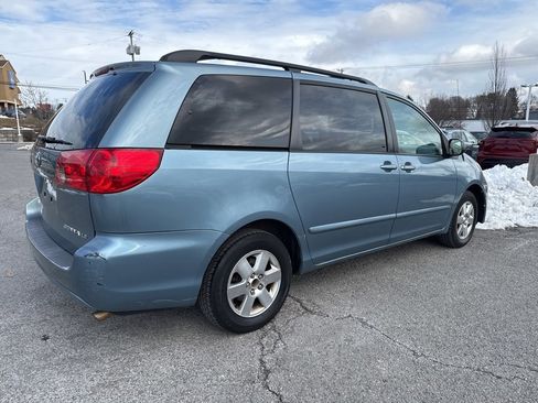 Used 2009 Toyota Sienna LE image 5