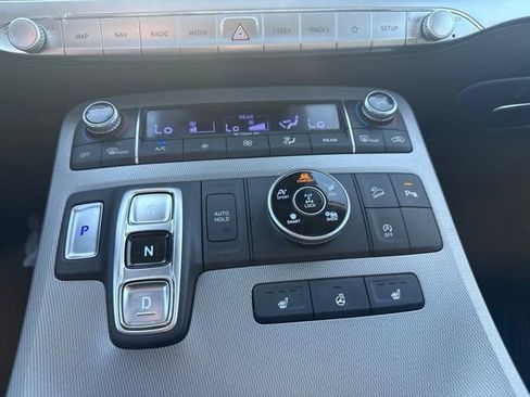 Used 2022 Hyundai Palisade SEL w/ Premium Package AWD/4WD image 12