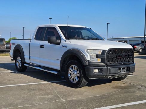 Used 2017 Ford F150 XL w/ Max Trailer Tow Package image 3