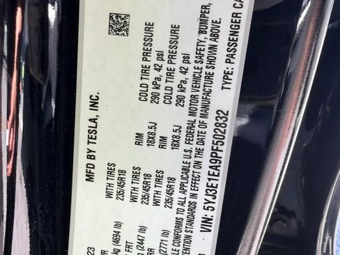 Used 2023 Tesla Model 3 Standard Range RWD image 27