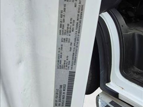 Used 2025 RAM ProMaster 2500 w/ U-Haul Equipment Group FWD image 17