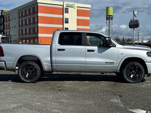 New 2026 RAM 1500 4x4 Crew Cab image 2