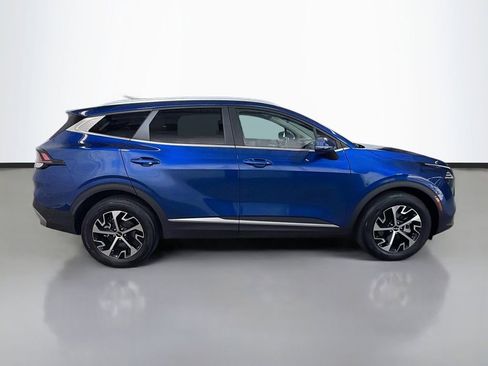 Used 2024 Kia Sportage EX AWD/4WD image 11