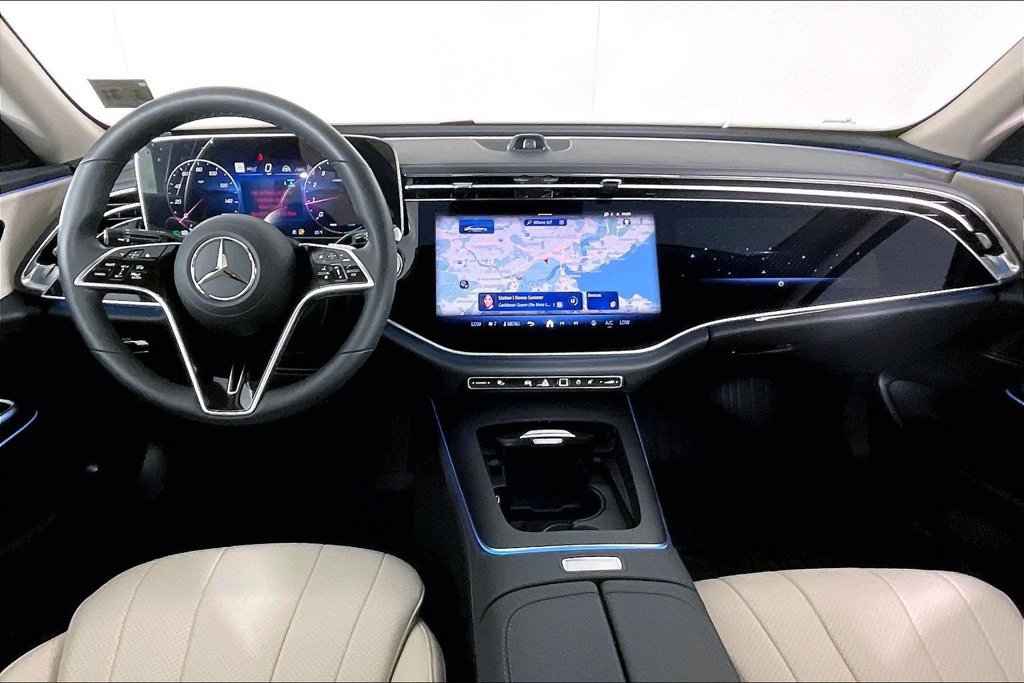 Used 2026 Mercedes-Benz E 350 4MATIC Sedan image 13