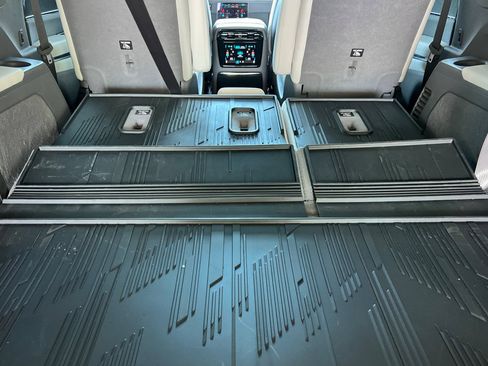Used 2026 Cadillac Escalade IQ Luxury 1 w/ LPO, Floor Liner Package AWD/4WD image 16